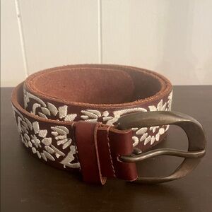 Lucky Brand Brown Leather Belt with white embroidery Black Logo Stamp